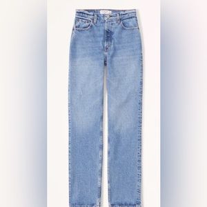 Abercrombie ‘90s Straight Ultra High Rise Jeans (Curve Love)